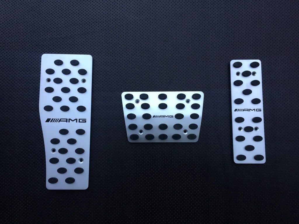 W124 педали. Педаль газа мерседес 124. Накладки на педали москвич 2140. Педали 124. Педали 124.