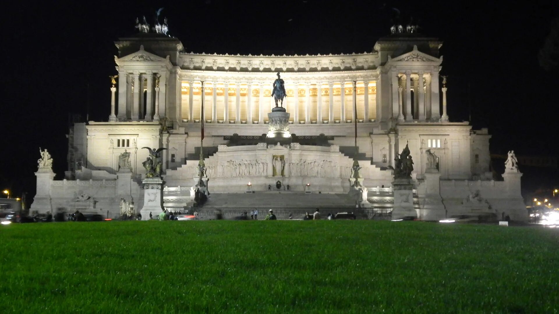 Altare della Patria Рим. Дворец Виктора Эммануила в Риме. Площадь Венеции монумент Витториано. Дворец Витториано в Риме. Алтарь отечества конкурс