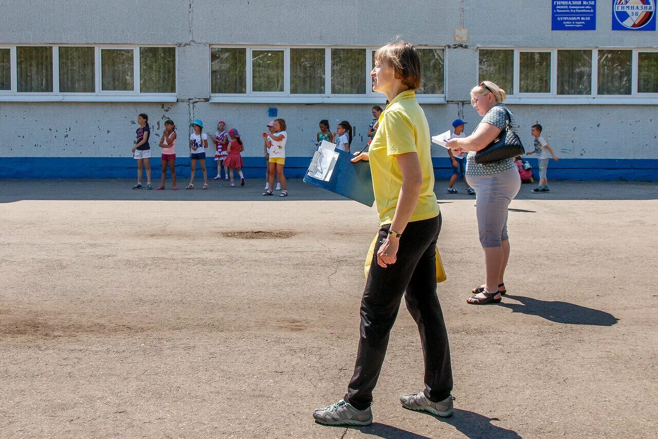 Метание в лагере. Соревнования по метанию мяча