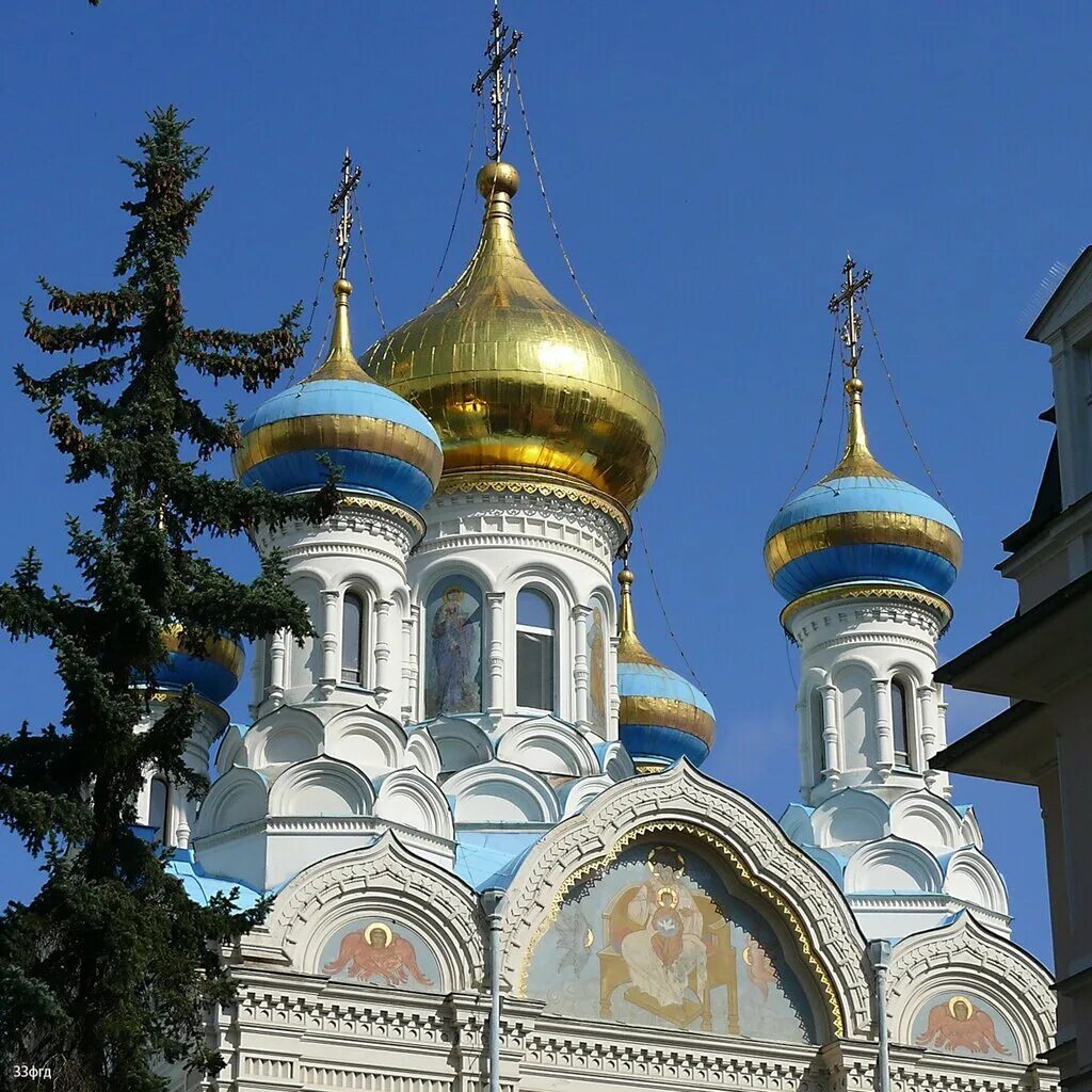 Карловы вары православный храм. Петропавловская Церковь (Карловы вары). Карловы вары Чехия православная Церковь.