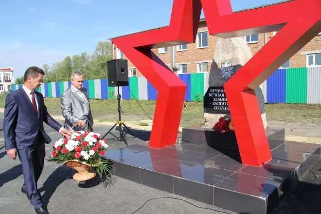 Памятное Ялуторовский район школа. Памятнинская школа Ялуторовский район. Село памятное Ялуторовский. Село памятное Ялуторовский район Тюменской области. Тюмень памятное