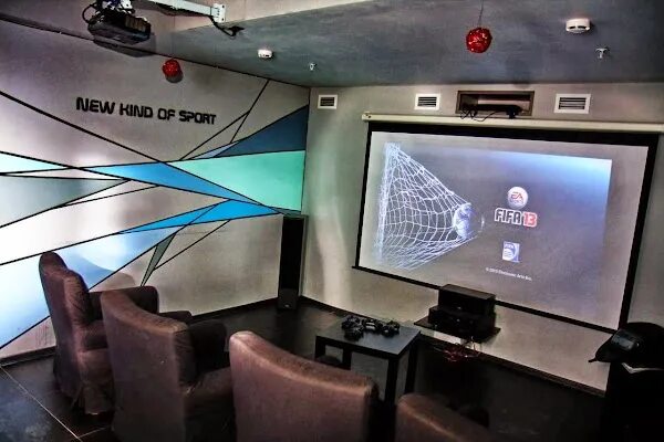 Клуб борн. Cyber zone уфа. Игровой клуб нижний новгород. Local компьютерный клуб нижний новгород. Игровой клуб нижний новгород.