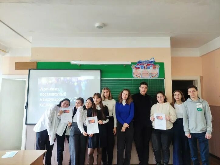 Школа № 1 в ялте. "школа-коллегиум" города алушты. Моу школа 1 алушта. Школа № 1 в ялте. Учителя номер 1 ялтинской школы.