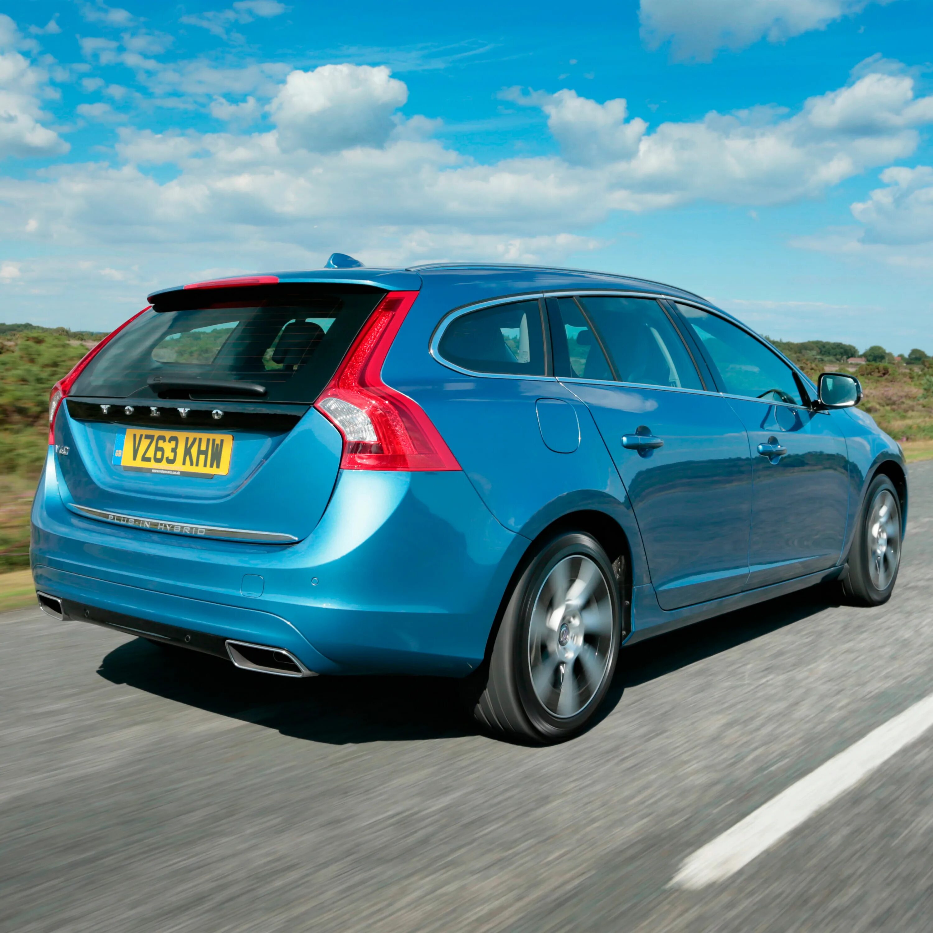 Volvo v60 Hybrid. Volvo v60 Plug-in Hybrid. Volvo v60 2010. Volvo v60 2013.