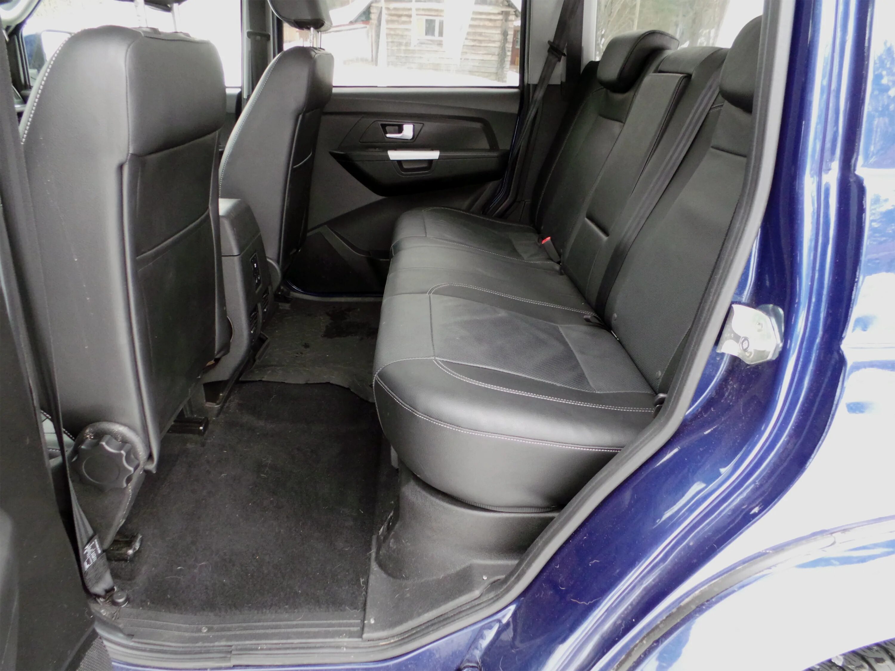 уаз хантер раскладывание сидений. уаз патриот 2014 салон сзади. уаз патриот салон задний ряд. уаз патриот 2005 года салон. уаз 469 задний ряд.