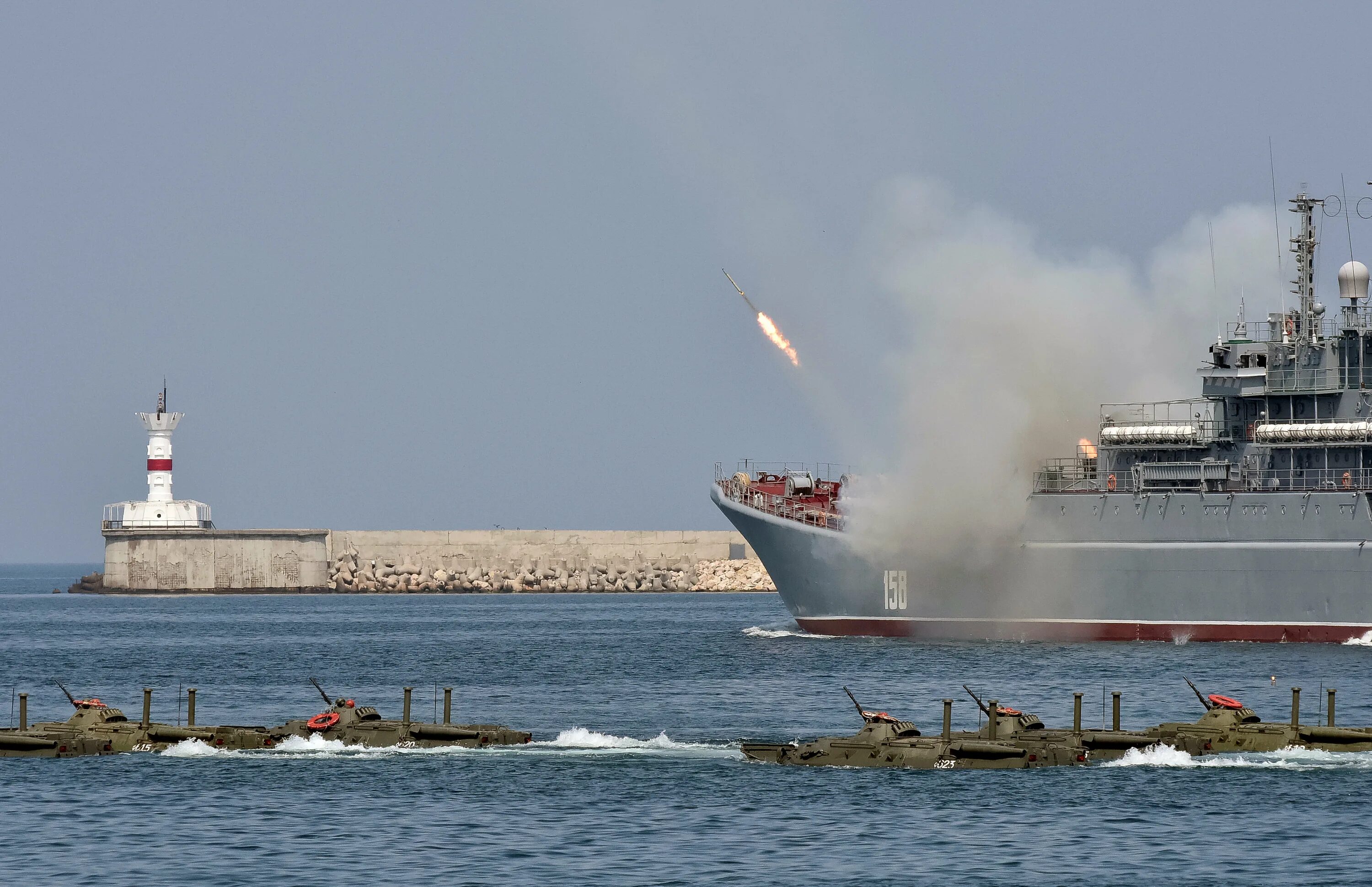 Базы ВМФ РФ В черном море. Черноморский флот базы в Крыму. Военная база ВМФ России в Крыму. Крым флот россии