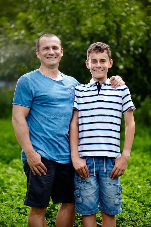 Отец подростка видео. Папа и сын. папа и подросток. отец и сын подрост. отец и сын подросток фото.