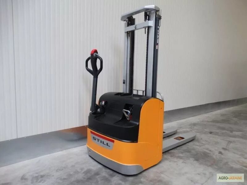 Штабелер om carrelli xr 20 fc. Ричтрак fm-x20. Штабелер still egv 16. Узкопроходный штабелер still. Ричтрак штиль fm-x17.