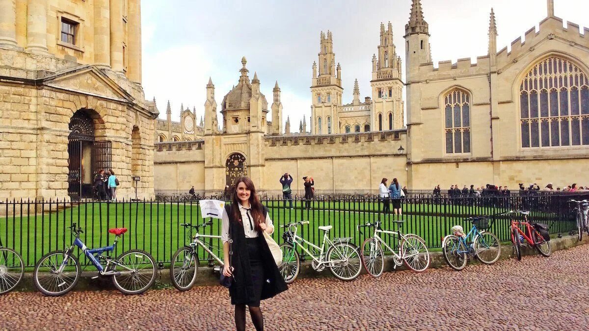 Famous person from oxford. Оксфордский университет (University of Oxford), Великобритания. Оксфордский университет 1096. Оксфорд в 1096 году. Оксфордский университет 1206 год.