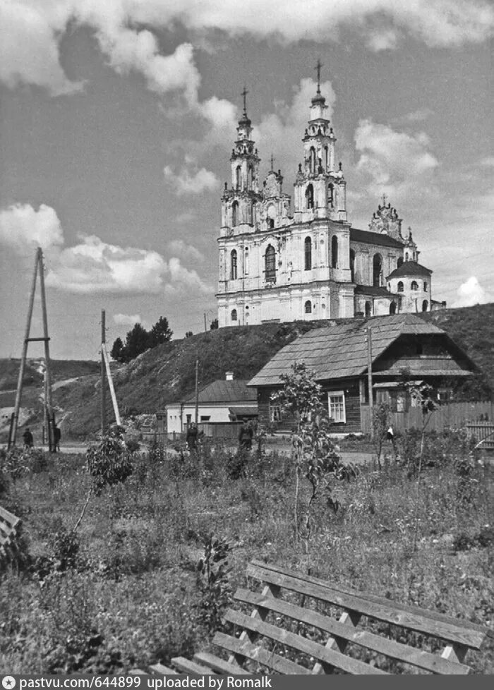 Старый полоцк. Полоцк 19 век. Полоцк площадь свободы. Полоцк 19 век. Старый полоцк.