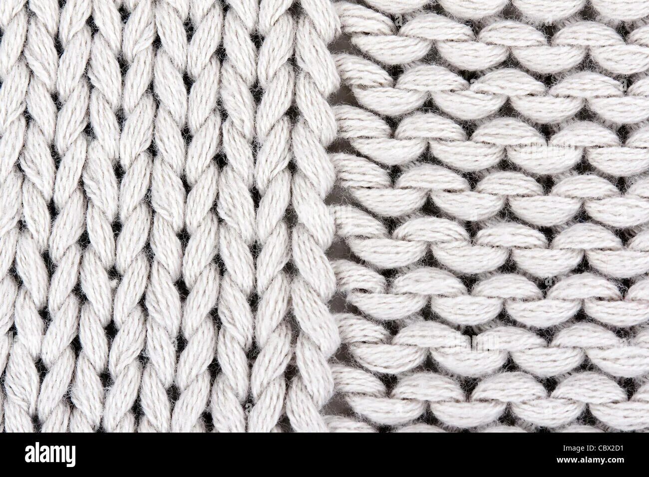 Вязаное полотно. Вязаный фон. Вязаная ткань. Текстура шерстяной ткани. Бежевая вязка.