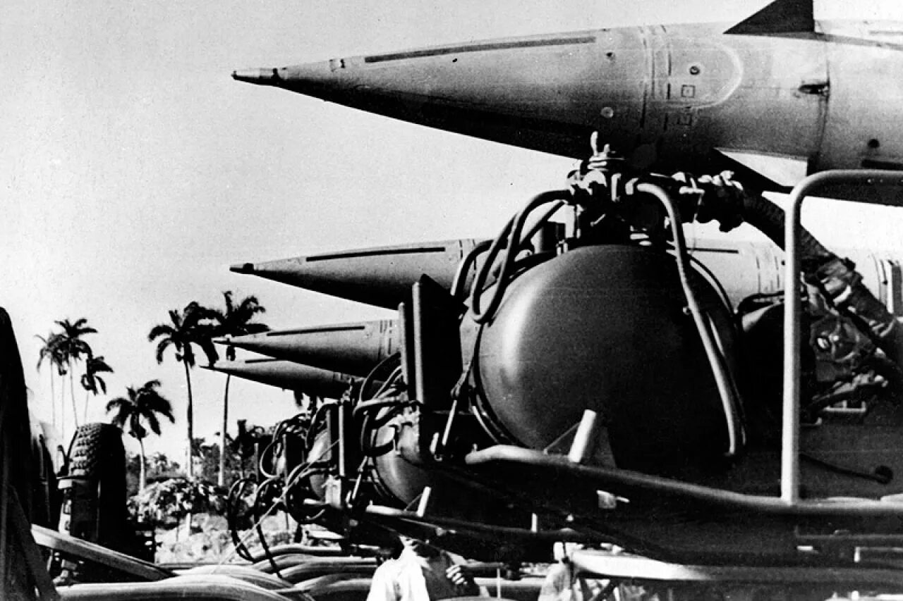 Ракеты на Кубе 1962 год. Карибский кризис ракеты на Кубе. Советские ракеты на Кубе 1962. Карибский кризис 1962.