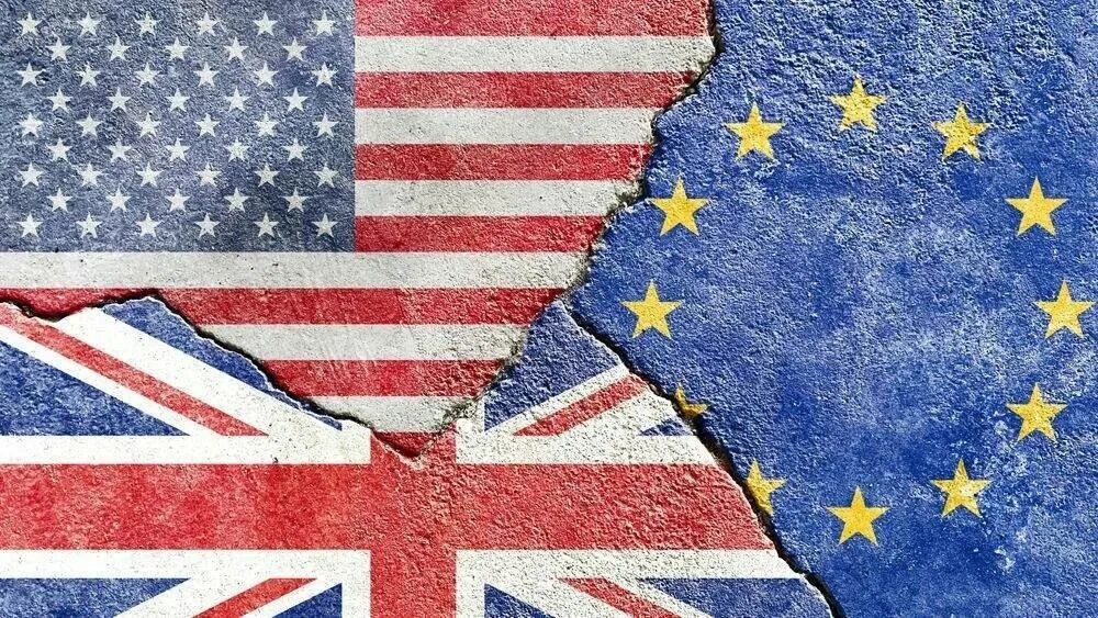 Сша ес великобритания украина. Сша великобритания австралия. Сша и великобритания. Флаг британии и сша. Великобритания против сша.