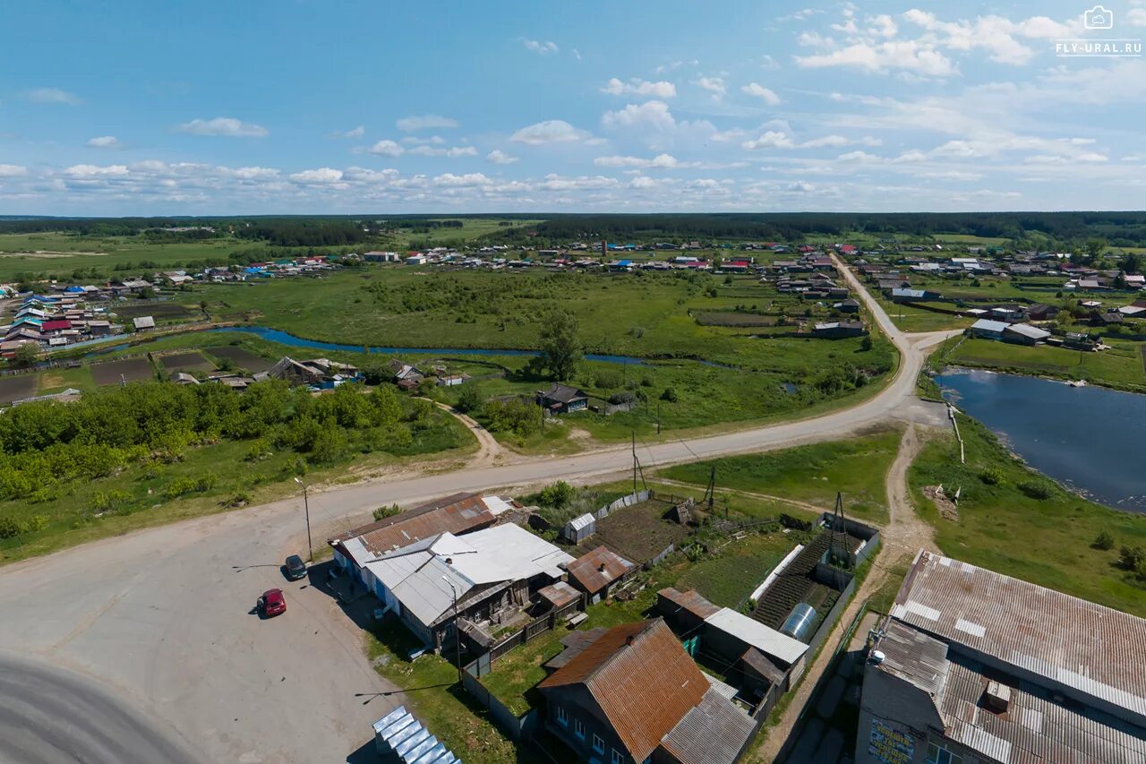 Покровское свердловская область каменский. Село Покровское Свердловской области Артемовский район. Село Бобровка Свердловская область. Село Покровское Каменский район. Поселок Бобровский Свердловская.