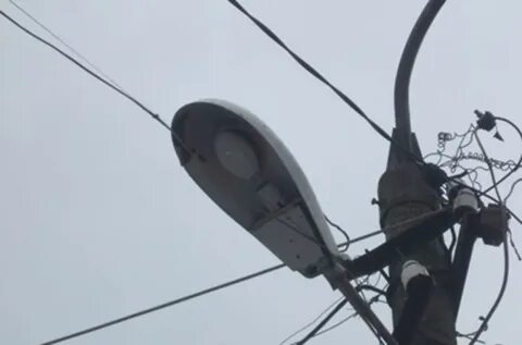 Замена ламп на столбах уличного освещения