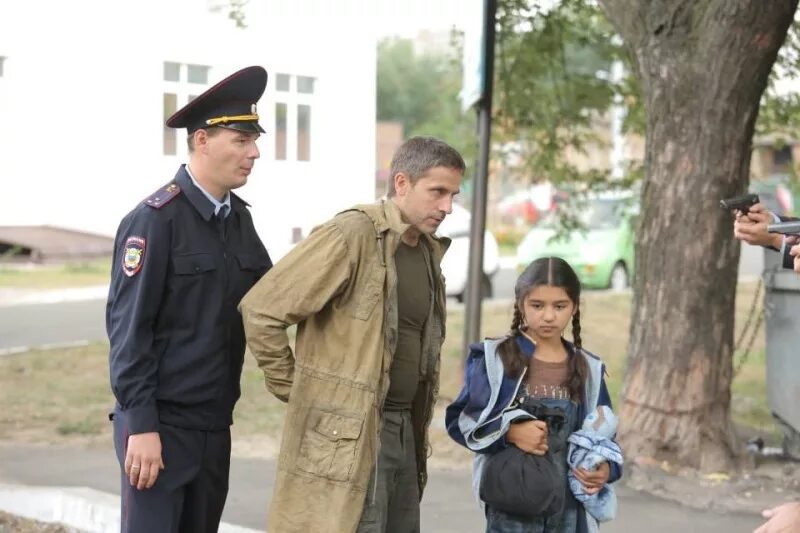 Мерджен Мурадовна Халлыева родилась 18 сентября 2001 года.В сериале "Перелетные 
