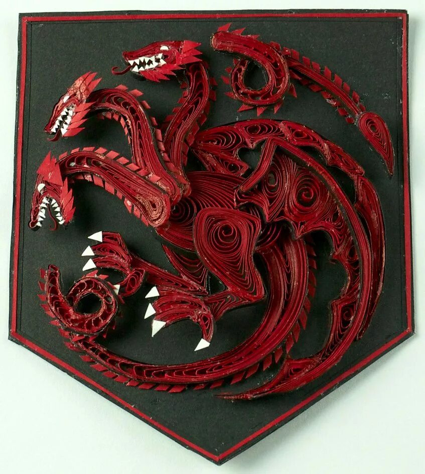 идеи сложных драконов на руку. драконэ из полимерной глины. оргамидракон трех головый. украшения для бумажного дракона на руку. гидралиск оригами.