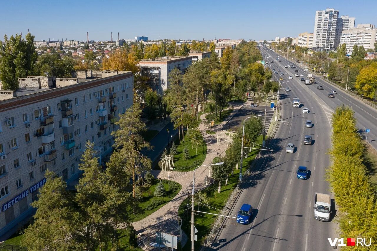 Пр волгоградский волгоград. Проспект Жукова Волгоград. Проспект Жукова 100 Волгоград. Улица Маршала Жукова Волгоград. Проспект Жукова 5 Волгоград.