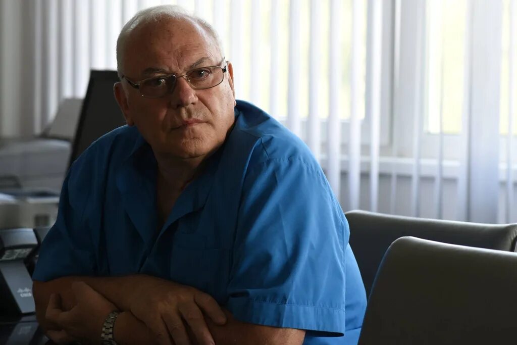 Главврач 62. Главврач 62. Махсон нахим евсеевич. Главврач 62 онкологической больницы. Главврач 62.
