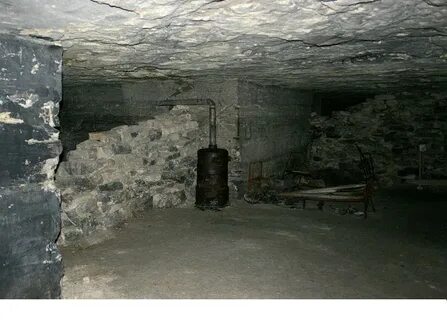 В аджимушкайских каменоломнях тракторы