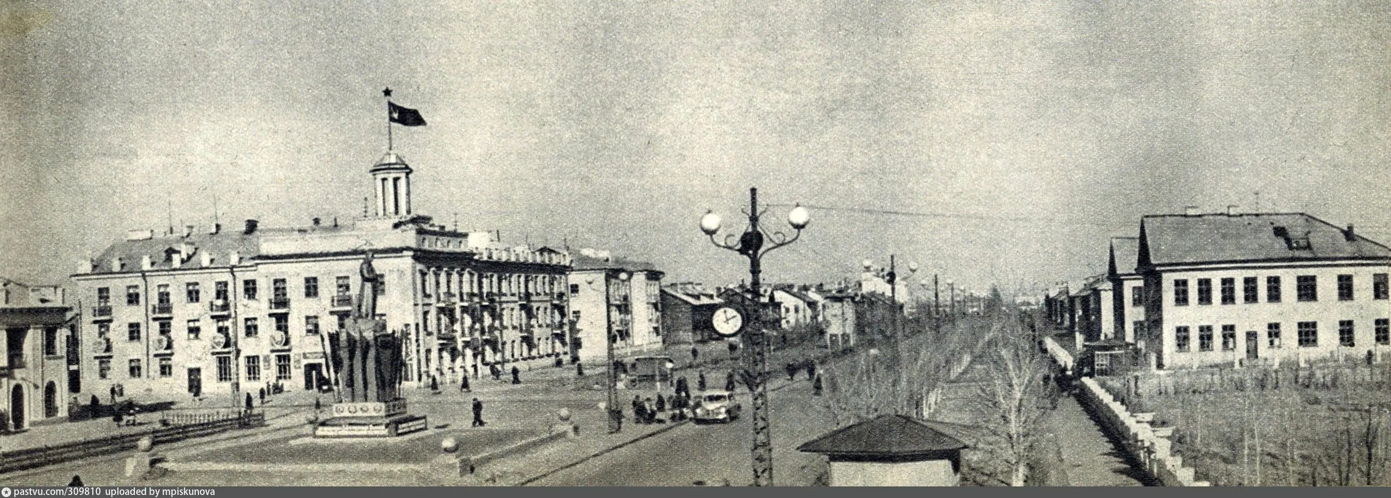 Рубцовск история. Дом под шпилем рубцовск. Город рубцовск площадь ленина. Рубцовск в прошлом. Рубцовск история.