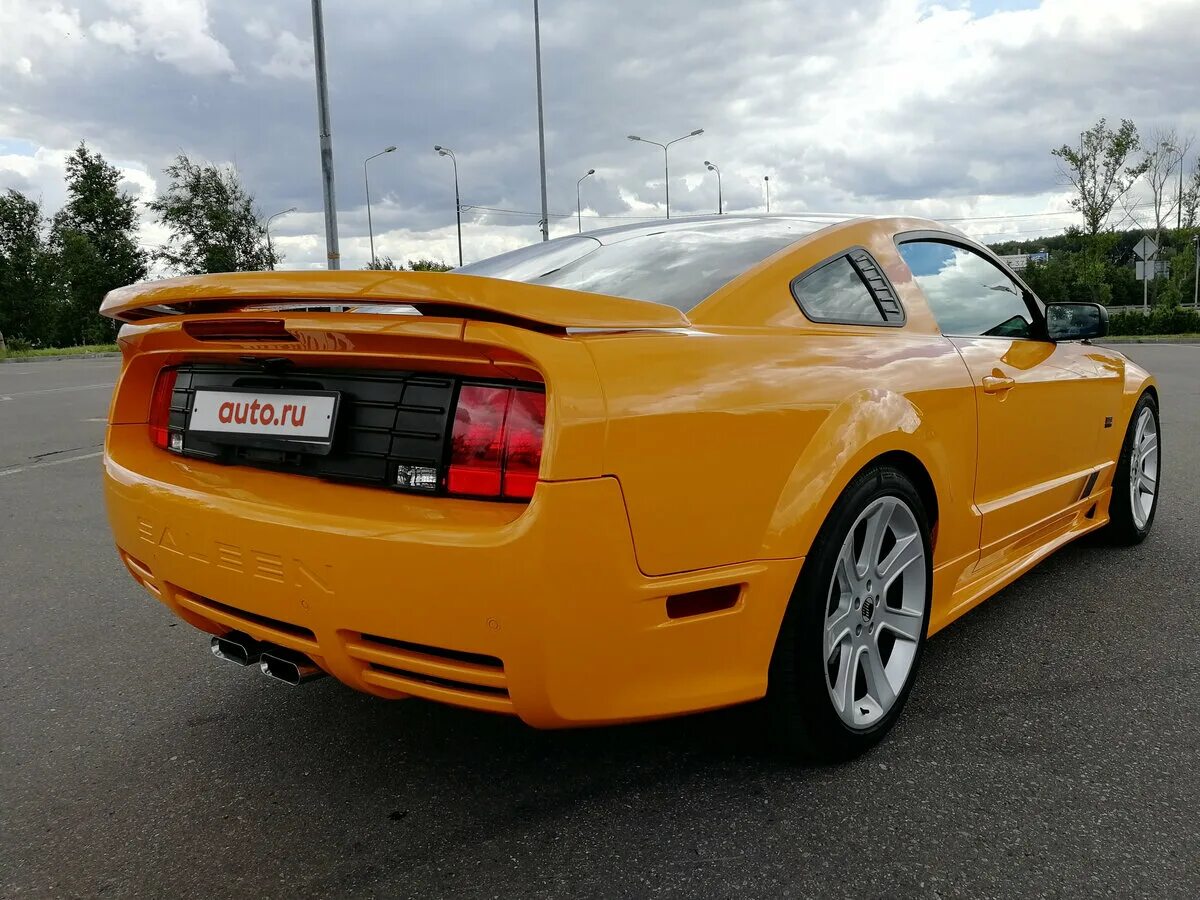 Продажа мустанг. Ford Mustang 4.6 at. Ford Mustang 5 Orange. Обвес Saleen Ford Mustang 5. Saleen Ford Mustang 2006 в России.