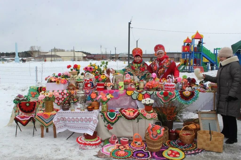 Проводы зимы в 2024 новокузнецк какого числа. Проводы зимы. Подворье проводы зимы. Тальменка проводы зимы. Проводы зимы Тальменка 2022.