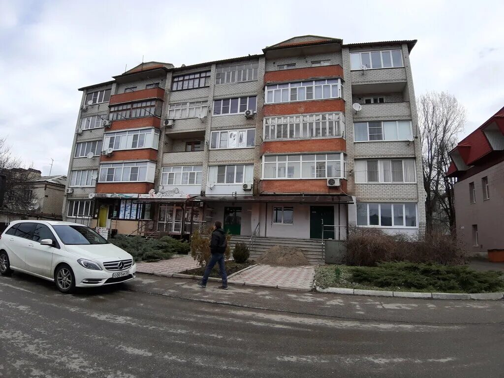 почтовая 13 изобильный. почтовая изобильный. кафе адельфия изобильный. вход в отделение почтовой связи. улица ленина 66 изобильный.