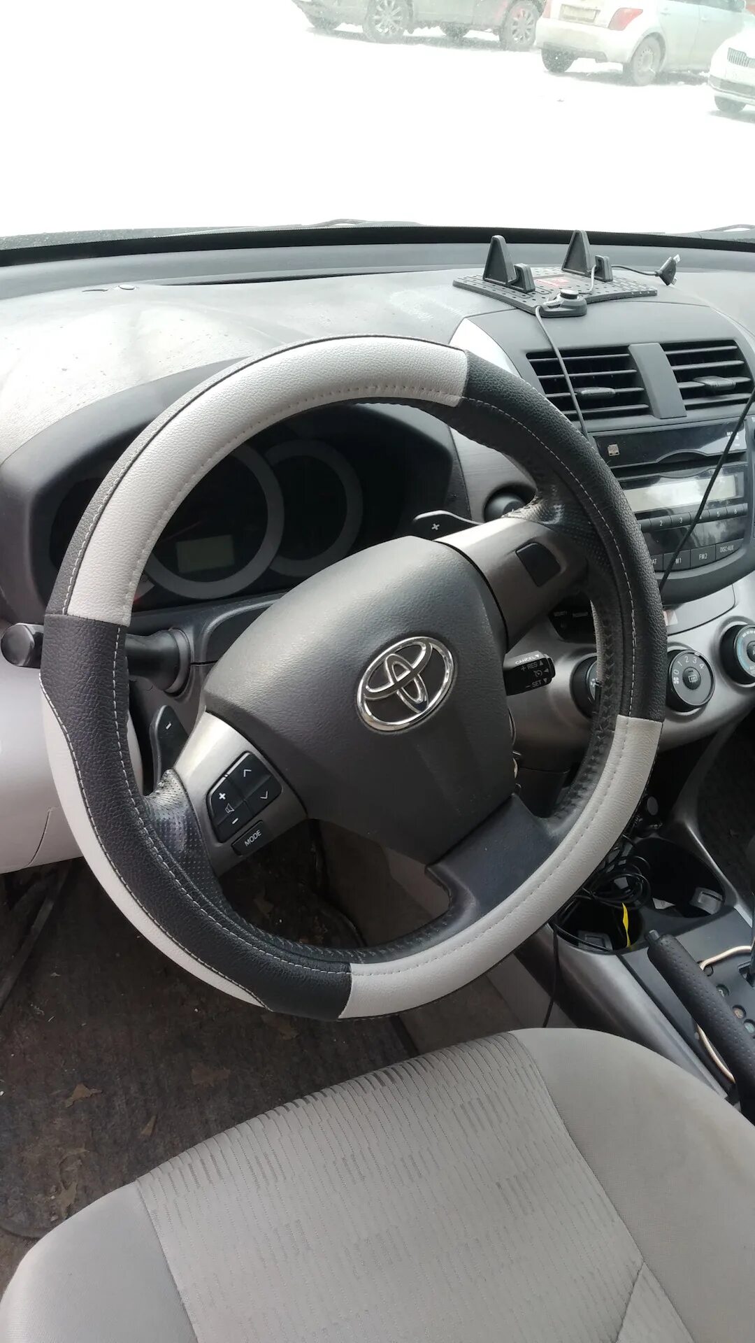 оплётка на руль тойота королла 150. оплетка на руль тойота рав 4. оплетка на руль рав 4. тойота рав 4 2013 руль. руль toyota rav4 2012.