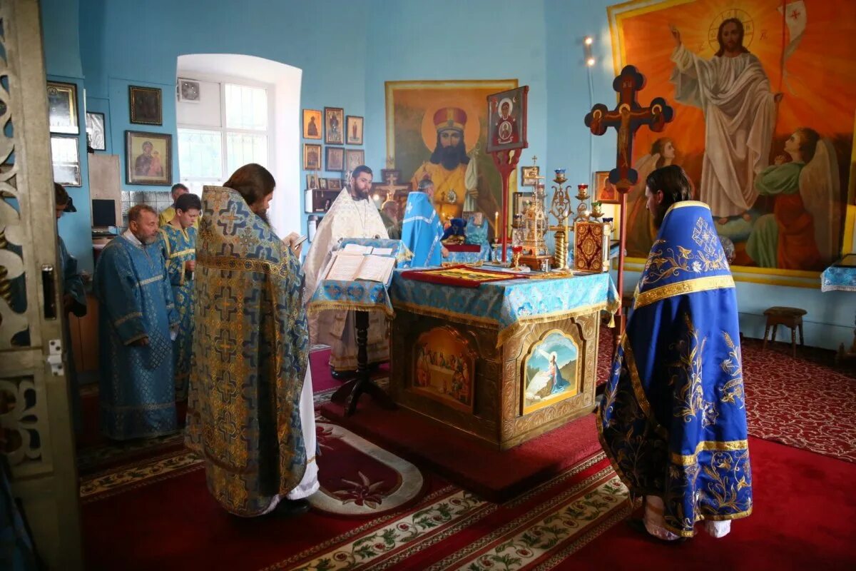 Расписание храма на шишкова. Церковь иконы всецарица в воронеже. Расписание храма на шишкова. Церковь на шишкова воронеж. Храм всецарица воронеж.