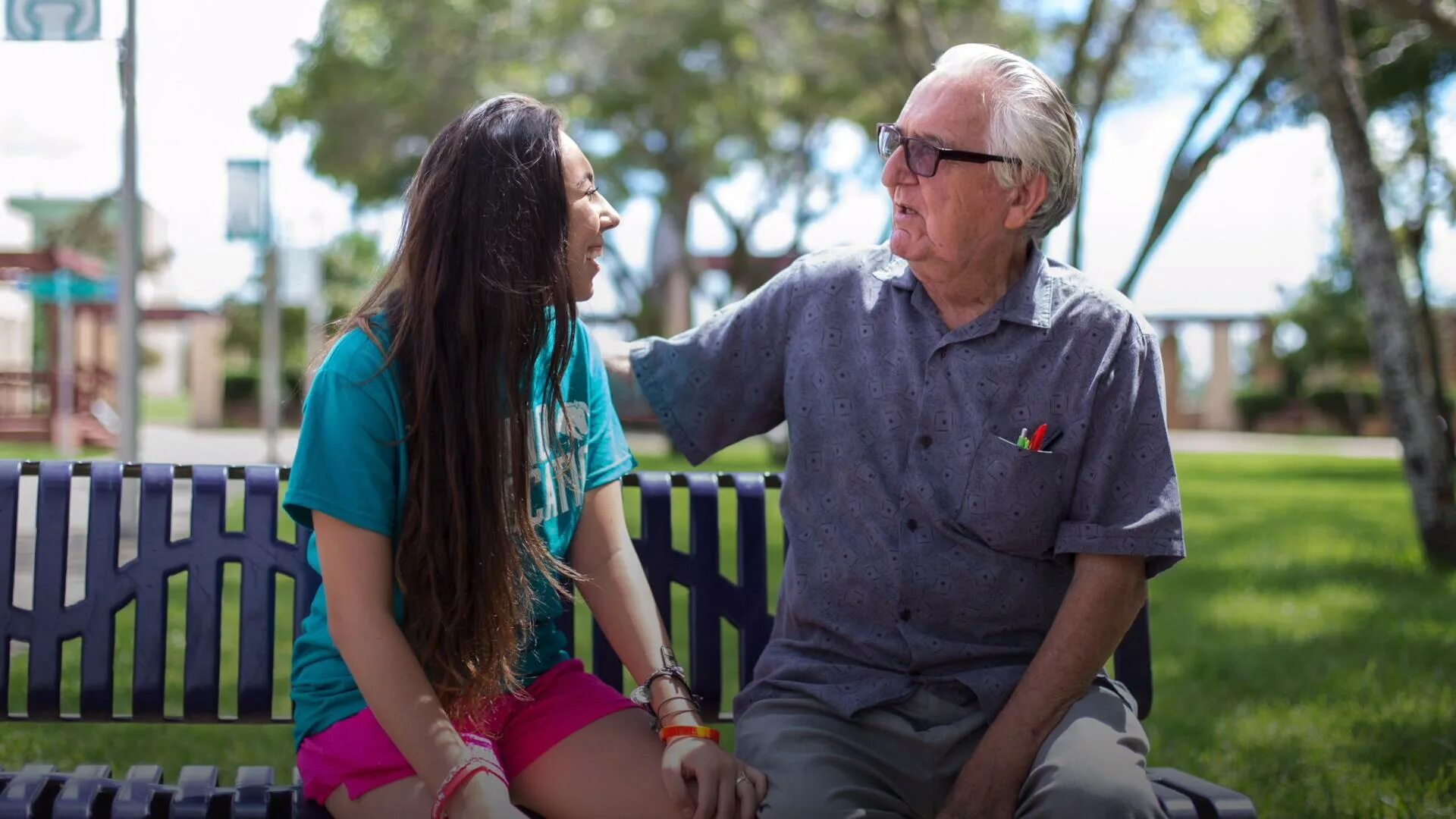 Melanie (Beauty and the Senior) и grandpa Johan. Grandfather and granddaughter. Дедушка и внучка. Grandpa and granddaughter. Дедушка лижет киску