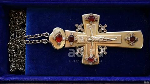 Старинный наградной наперсный крест с украшениями священномученика протоиерея Ни