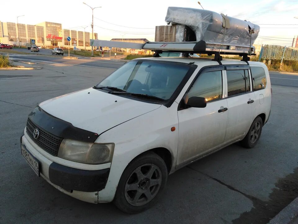 Пробокс купить иркутск. Тойота Пробокс 2003. Toyota Probox багажник. Toyota Probox 2003 год. Багажник на крышу Toyota Probox.