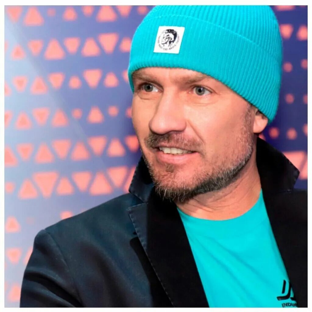 Роман костомаров. Роман костомаров 2023. Программа про костомарова. Роман костомаров фигурист. Роман костомаров 2023.