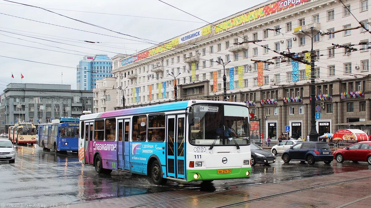 Общественный транспорт Челябинск. Челябинский общественный городской транспорт. Городской автобус Челябинск. Транспорт Челябинск городской Челябинска.