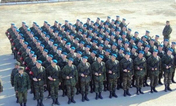 Духин владислав анатольевич 6 рота. Красава вдв 2020 кто она. Десантники песня слова. Десантник это боевой патрон. Десантник это боевой патрон песня.