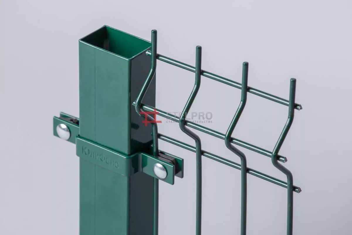 панель ограждения fensys 3d smart 2030x3000 мм. крепление для сетчатых панелей ограждения. закрепленный под 3. крепление цинк секции сварной 3д/гиттер (паук усиленный). закрепленный под 3.