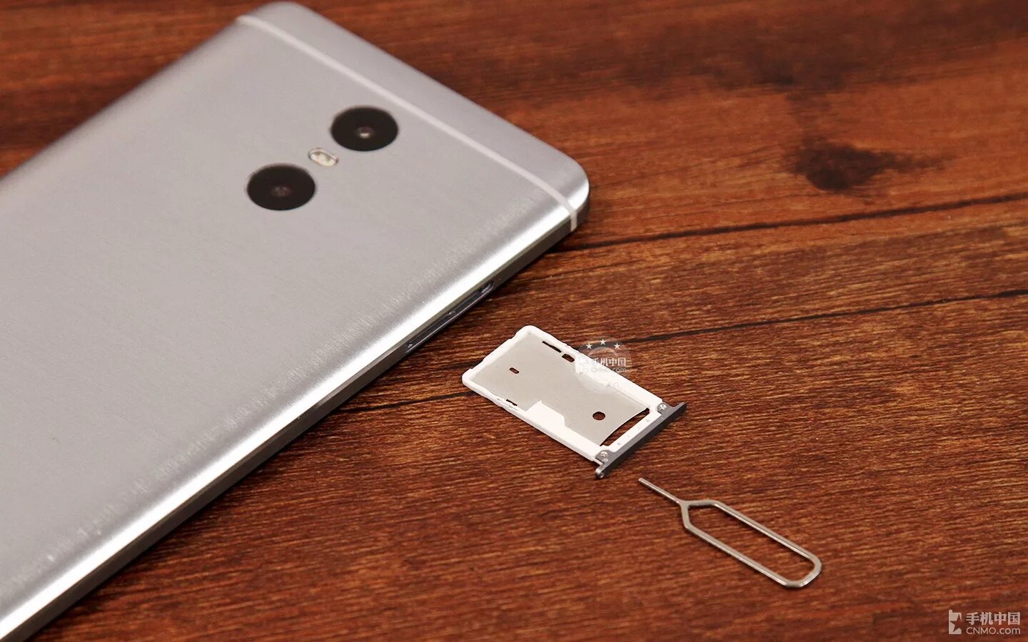 Redmi pro type c. Внутренности ксяоми. открыть телефон ксиоми. как открыть сяоми редми 5а. найди мне картинку как на redmi на телефоне со мной.