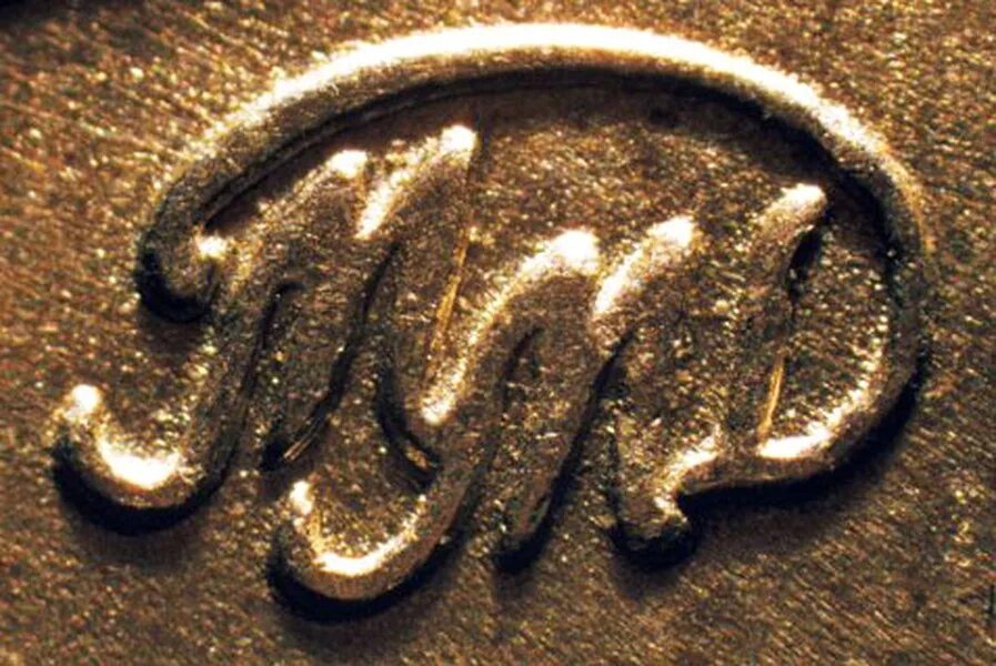 Гагарин монета 2001 ммд и спмд 10 рублей. Московский монетный двор и санкт. Санкт-петербург монетный двор и московский монетный двор. Санкт-петербургский монетный двор и ммд. Монетный двор лмд.