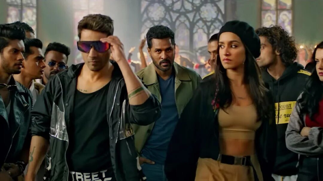 Hindi movie 2024. Варун Дхаван 2020. Varun Dhawan Street Dancer 3d. Варун Дхаван уличный танцор.