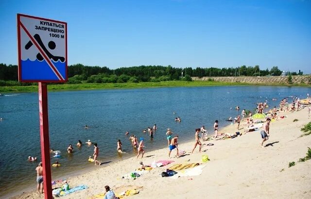 Где купаться в калининграде. Курья Томск пляж. Сенная Курья Томск. Пляж Сенная Курья. Пляж оз. Сенная Курья.