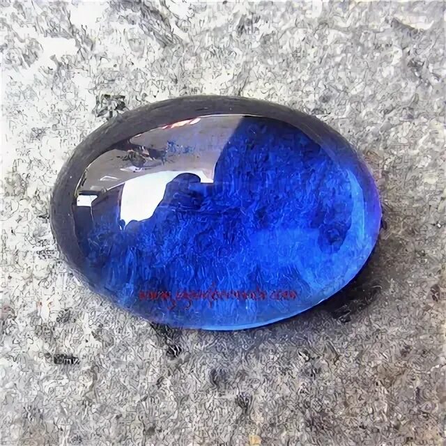Голубой обсидиан камень. Камень обсидиан синий. Голубой обсидиан Армения. Вулканическое стекло голубое. Синий обсидиан