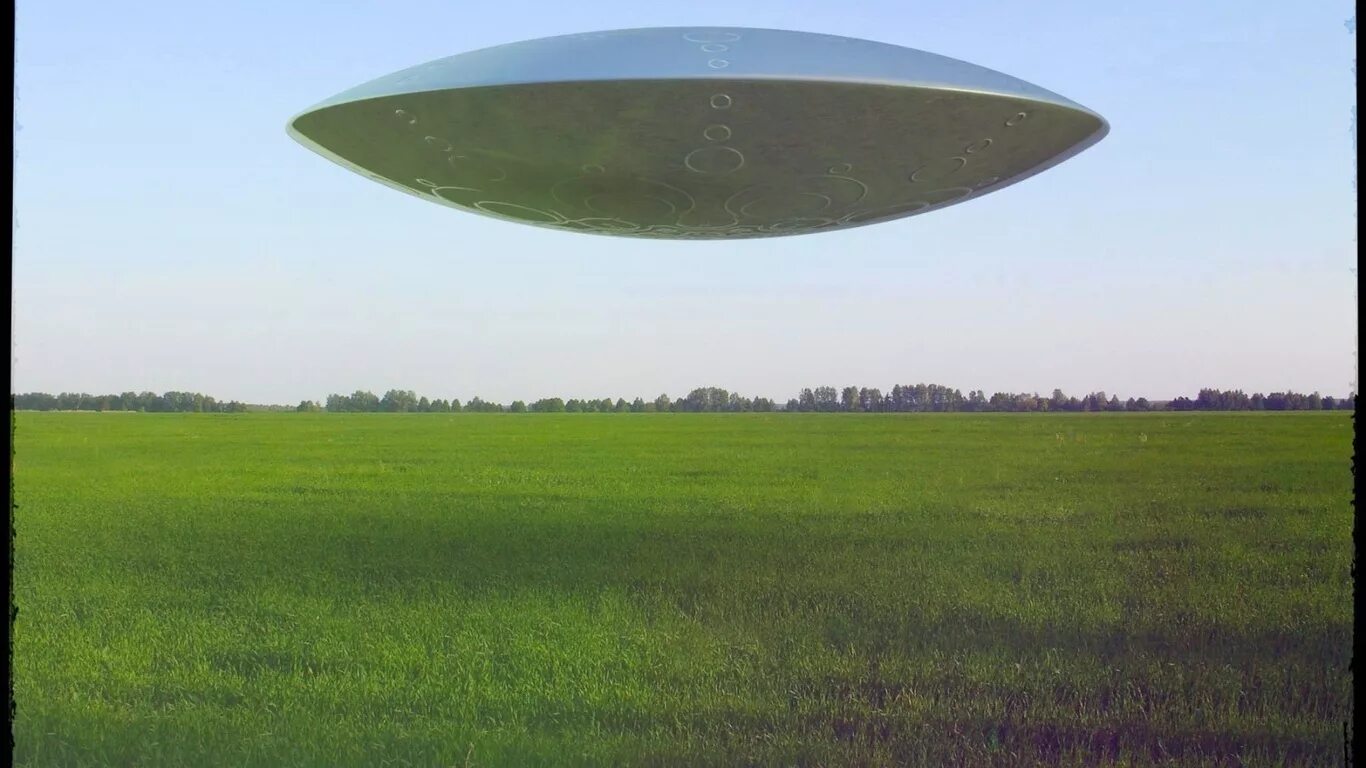 Летающие тарелки и пришельцы из космоса. UFO UFO 1 1970. Летающая тарелка. Тарелка НЛО. Тарелка инопланетян.