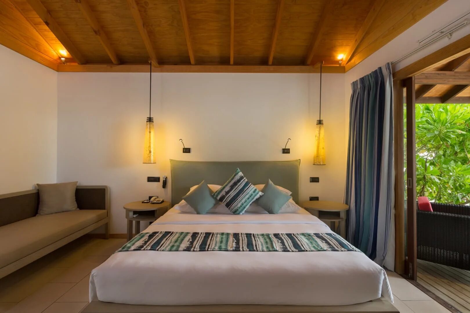 Vilamendhoo island resort. Отель Vilamendhoo Island Resort & Spa. Vilamendhoo Island Resort 4. Vilamendhoo Island Beach Villa. Vilamendhoo adjoining Beach Villa.