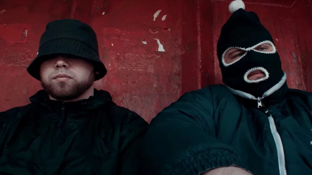 группа грибы между нами тает лед. рыжий из клипа грибы. типа грибы группа. группа грибы между нами тает лед. грибы группа тает лёд.