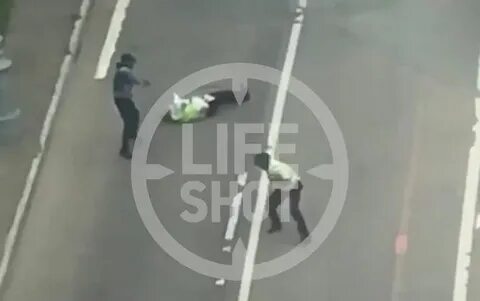 Стрельба в общественном месте