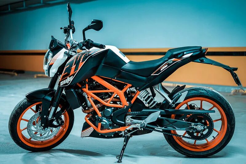 КТМ Дюк 390. Мотоцикл KTM Duke 390. KTM Duke 400.