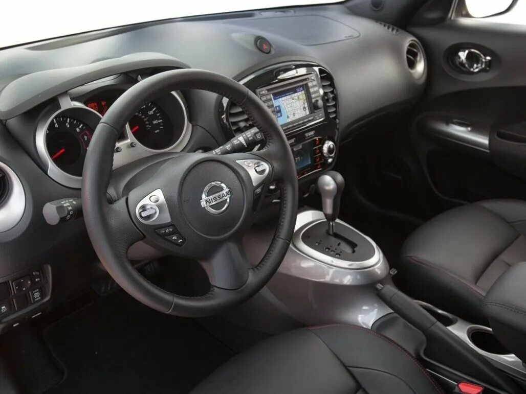 Nissan Juke 1 поколение рестайлинг, внедорожник 5-дверный - технические характер