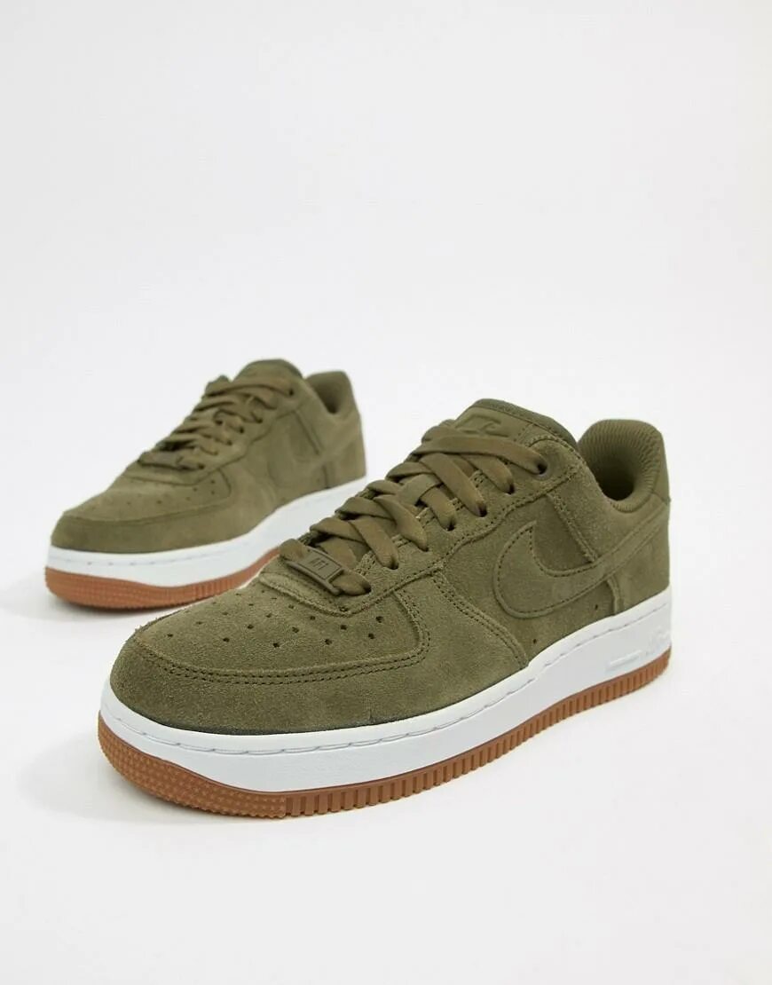 Nike хаки. Nike Air Force 1 07 хаки. Найк АИР Форс 1 хаки. Nike Air Force 1 хаки. Nike Air Force 1 замшевые зеленые.