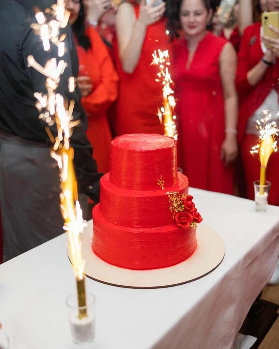 Kondi cake. Кольцовская 76 воронеж конди. Kondi cake. Kondi cake. Воронеж кольцовская магазин игра 2000 х.